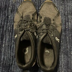 On Running Men's Black and Gray Athletic Shoes